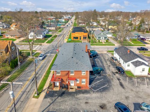 182 W North St, Crown Point, IN, 46307-3944 | Card Image