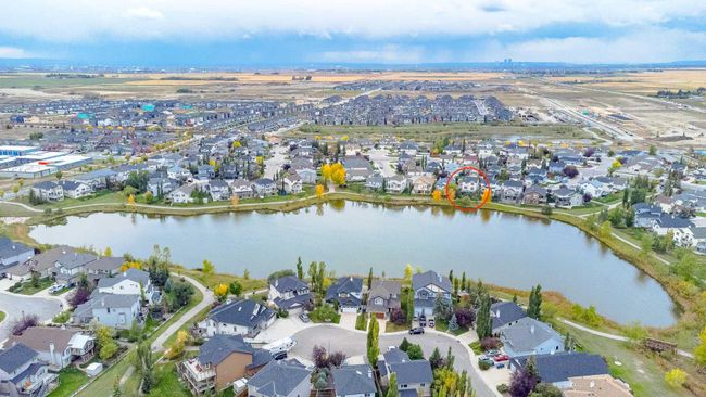 140 West Creek Glen, Home with 3 bedrooms, 2 bathrooms and 3 parking in Chestermere AB | Image 42