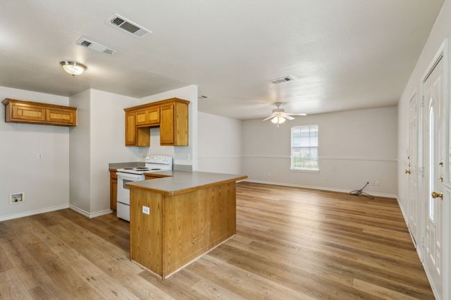 1113 E Jones St, House other with 3 bedrooms, 2 bathrooms and null parking in Sherman TX | Image 13