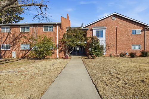 6-3701 Riverside Drive, Tulsa, OK, 74105 | Card Image