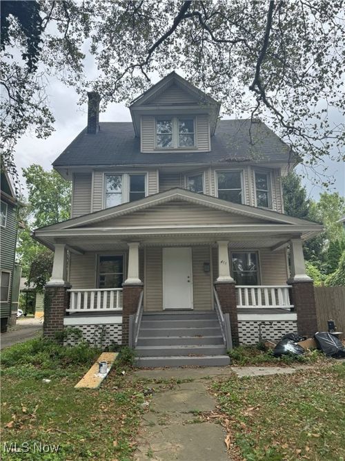 411 Eddy Rd, Cleveland, OH, 44108-1754 | Card Image