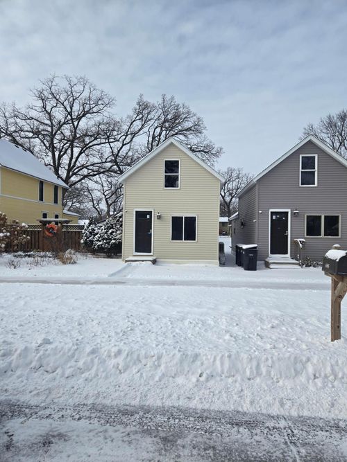 605 3rd St Ne, Little Falls, MN, 56345-2409 | Card Image