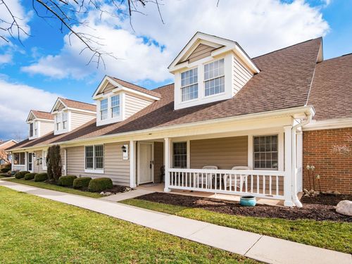6623 Henschen Cir, Westerville, OH, 43082-9132 | Card Image