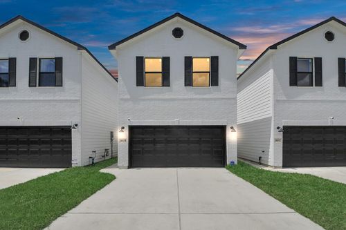 b-4613 Ireland St, Houston, TX, 77016-4503 | Card Image
