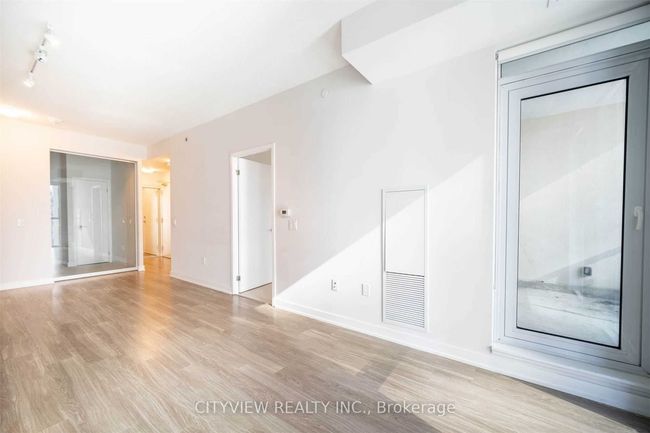 1616 - 4055 Parkside Village Dr, Condo with 2 bedrooms, 2 bathrooms and null parking in Mississauga ON | Image 19