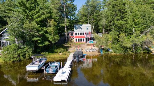 72 Ridge Rd, Center Ossipee, NH, 03814-6318 | Card Image