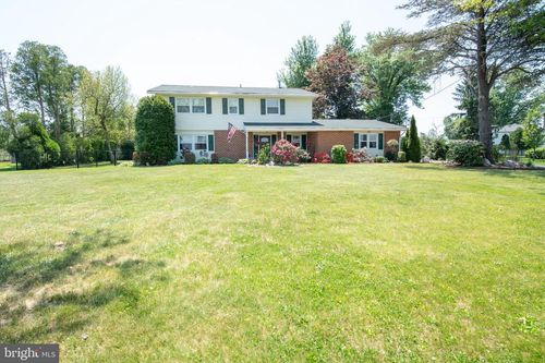 911 Thornton Rd, HORSHAM, PA, 19044-1016 | Card Image