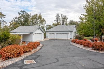 7412 Quiet Drive, House other with 3 bedrooms, 2 bathrooms and null parking in Anderson CA | Image 3