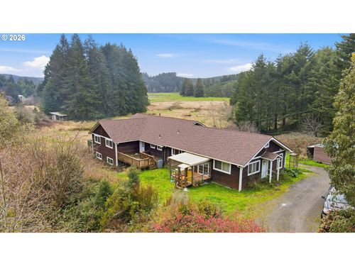 67714 N Bay Rd, North Bend, OR, 97459-8518 | Card Image