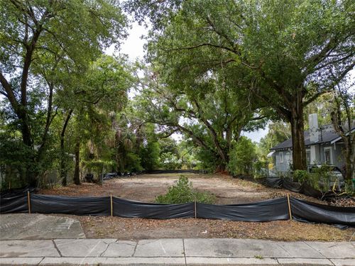 3505 E 29th Ave, TAMPA, FL, 33605-1613 | Card Image