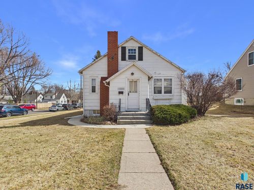 1200 S Hawthorne Ave Avenue, Sioux Falls, SD, 57105 | Card Image