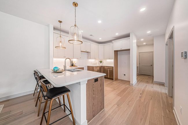 Kitchen appliances included in the purchase price. | Image 6
