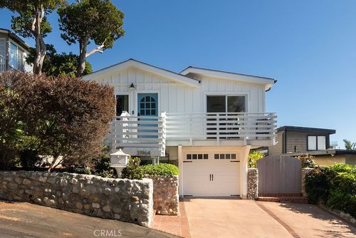 31964 10th Ave, Laguna Beach, CA, 92651-6837 | Card Image