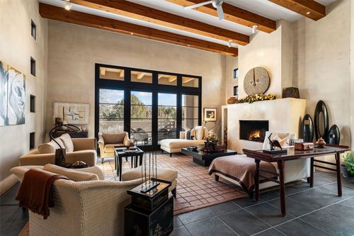 16 Plano Arbolito, Santa Fe, NM, 87506-7565 | Card Image