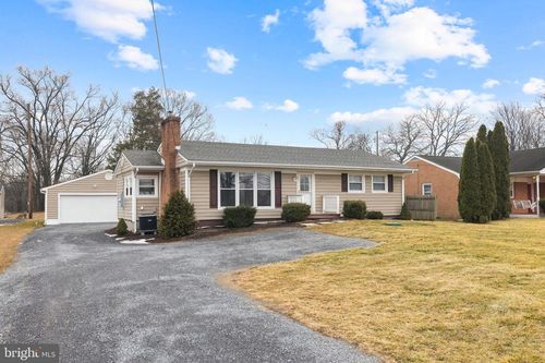 4470 Martinsburg Pike, CLEAR BROOK, VA, 22624-1529 | Card Image