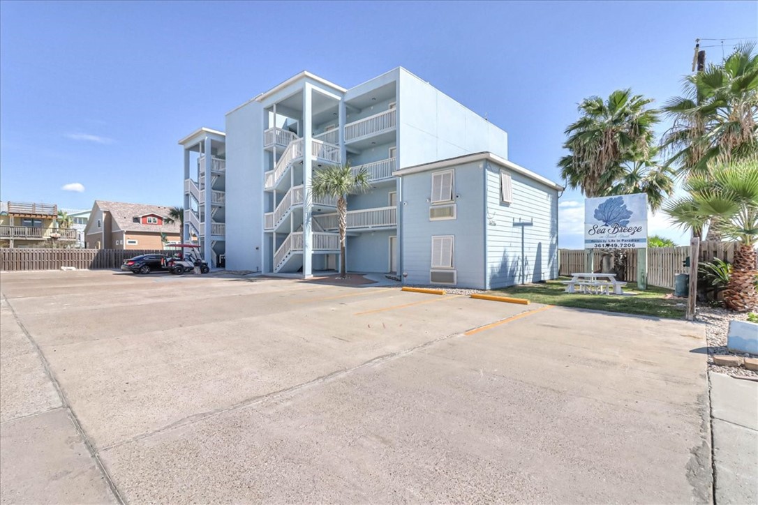 Beach Ave, Port Aransas, TX 78373