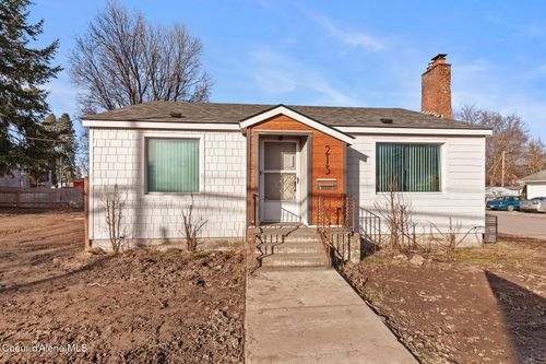 213 E Harrison Ave, Coeur D Alene, ID, 83814-3240 | Card Image