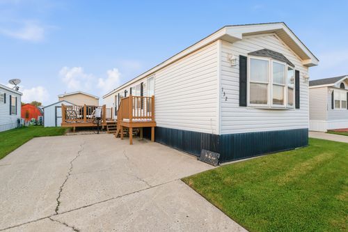 132 3rd Ave, Bartlett, IL, 60103-9510 | Card Image