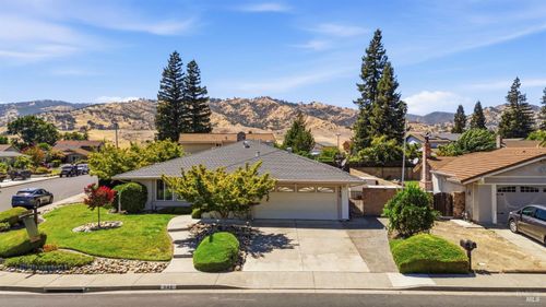 342 N Alamo Dr, Vacaville, CA, 95688-2440 | Card Image