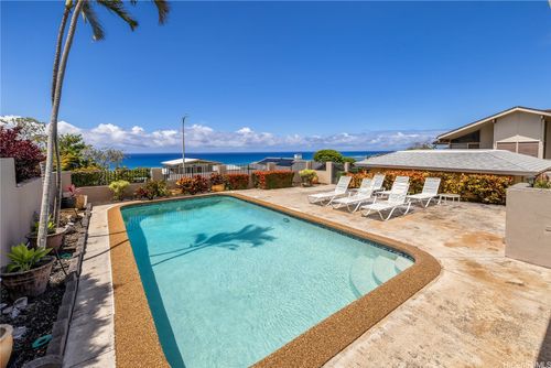 1410 Ehupua St, Honolulu, HI, 96821-1418 | Card Image