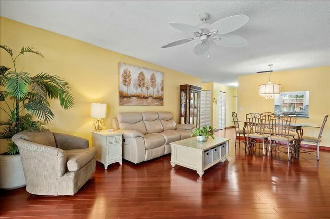 603 Laconia Cir, Condo with 2 bedrooms, 2 bathrooms and null parking in Lake Worth FL | Image 22