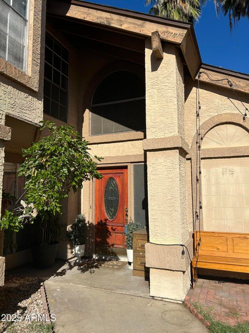 522 E Topeka Dr, Phoenix, AZ, 85024-2225 | Card Image