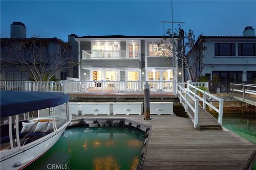 736 Harbor Island Dr, Newport Beach, CA, 92660-7227 | Card Image