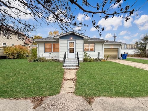 409 W 3rd St, Madison, MN, 56256-1421 | Card Image