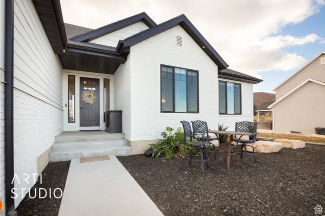 View of property entrance | Image 5