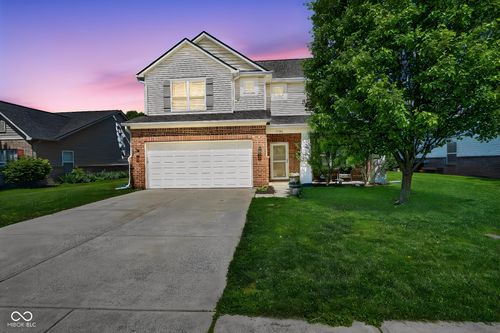 7148 N Chelmsford Dr, McCordsville, IN, 46055-6092 | Card Image