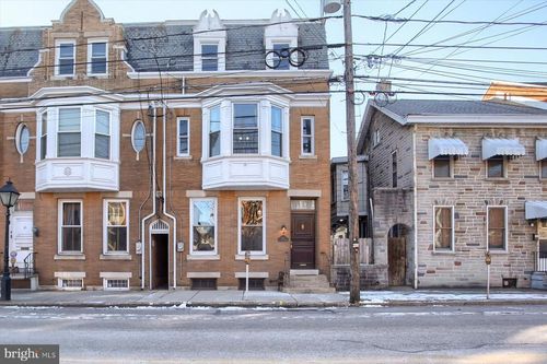 48 E North St, CARLISLE, PA, 17013-2436 | Card Image