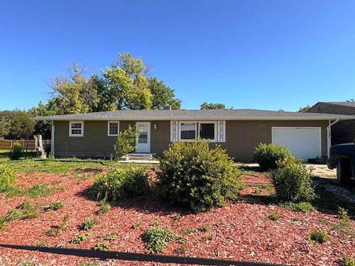 506 W Main St, Martin, SD, 57551-7725 | Card Image