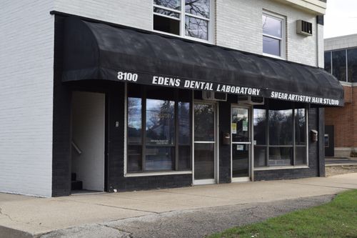 205-8100 W Oakton St, Niles, IL, 60714-2749 | Card Image
