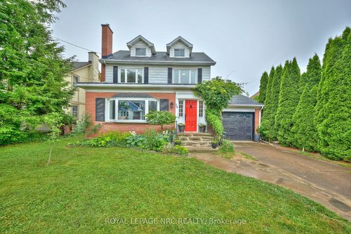15 Church St, Welland, ON, L3C4N5 | Card Image