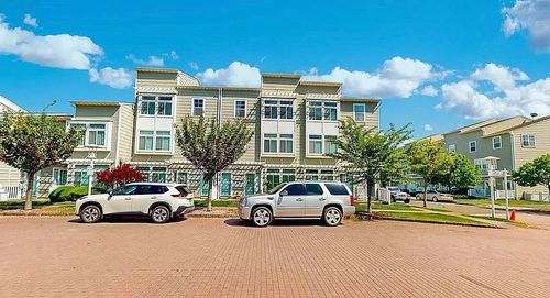 162 Commodore Cir E, Arverne, NY, 11692-2022 | Card Image