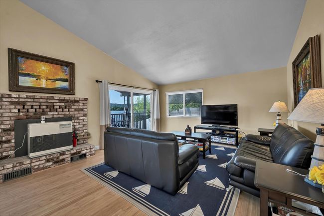 13201 Keys Blvd, House other with 3 bedrooms, 2 bathrooms and 4 parking in Clearlake Oaks CA | Image 21
