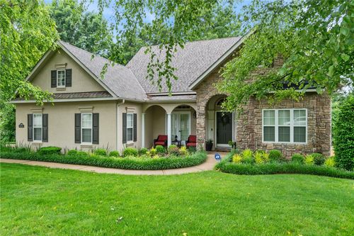 2903 Saratoga Ln, Bentonville, AR, 72712-4037 | Card Image