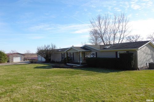 540 State Route 97, Maquon, IL, 61458-9400 | Card Image