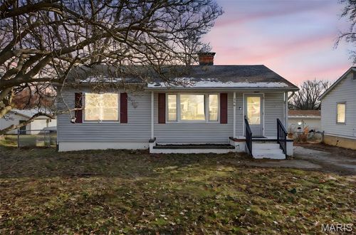 360 Harris St, Troy, MO, 63379-1019 | Card Image