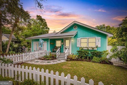 1129 College St, Saint Simons Is, GA, 31522-4647 | Card Image