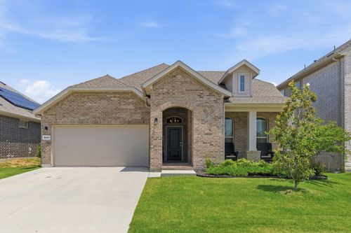 5621 Round Hill Road, Denton, TX, 76210 | Card Image
