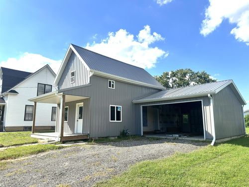 110 W Shaffer St, DAKOTA, IL, 61018-9539 | Card Image