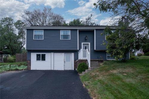 325 Sunridge Dr, Freedom, PA, 15042-2643 | Card Image