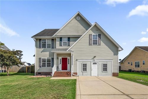 5929 Lillytrotter Dr, Hope Mills, NC, 28348-7527 | Card Image