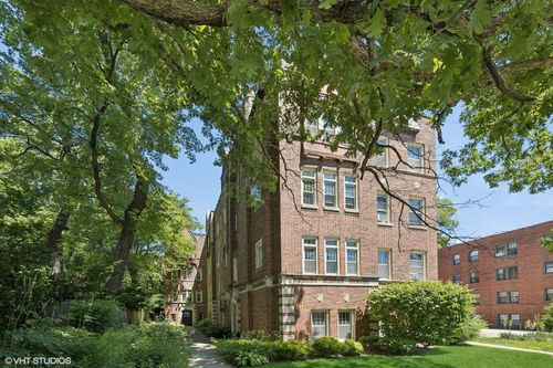1a-70 Pine Ave, Riverside, IL, 60546-2537 | Card Image