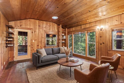 14529 Redwood Ln, Guerneville, CA, 95446-9662 | Card Image