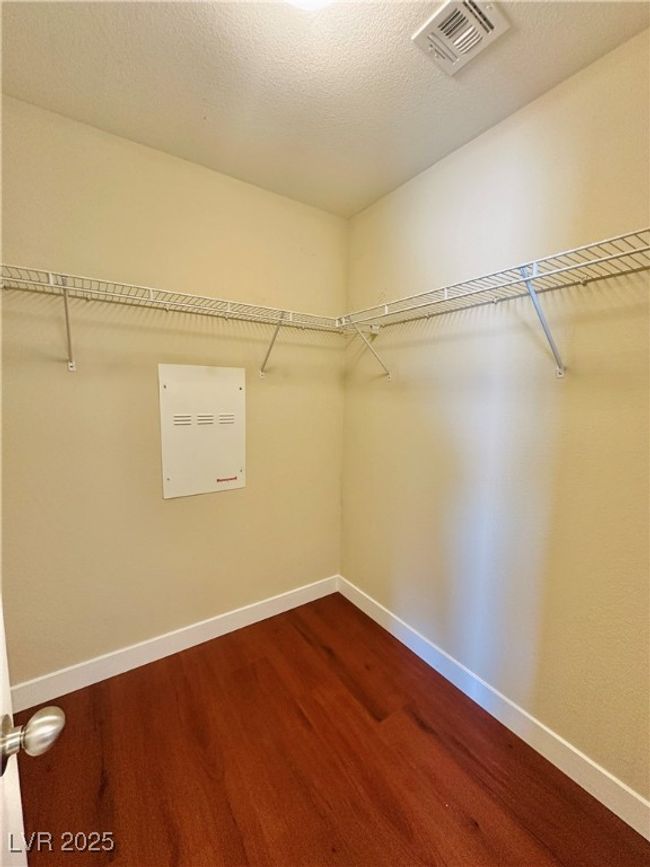 7906 Tolbooth St, House other with 4 bedrooms, 2 bathrooms and null parking in Las Vegas NV | Image 11