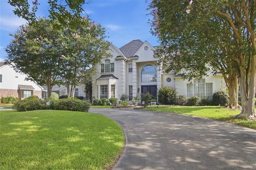 2810 Saint Francis Forest Dr, Lake Charles, LA, 70605-7900 | Card Image