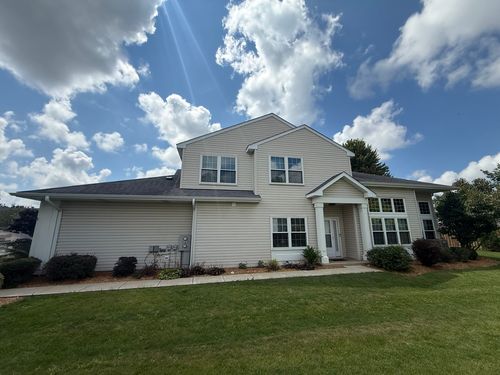 33 Barton Trl, Batavia, IL, 60510-7628 | Card Image