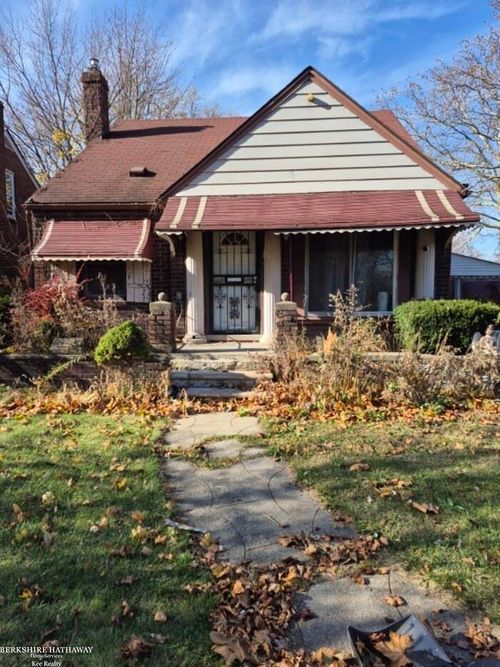 10529 Duprey St, Detroit, MI, 48224-1294 | Card Image